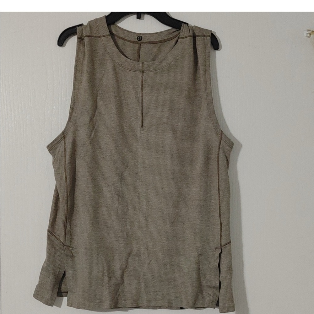 Lululemon tank top